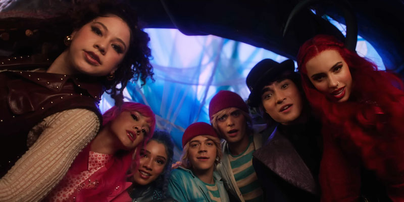 Descendants Wicked Wonderland Cast